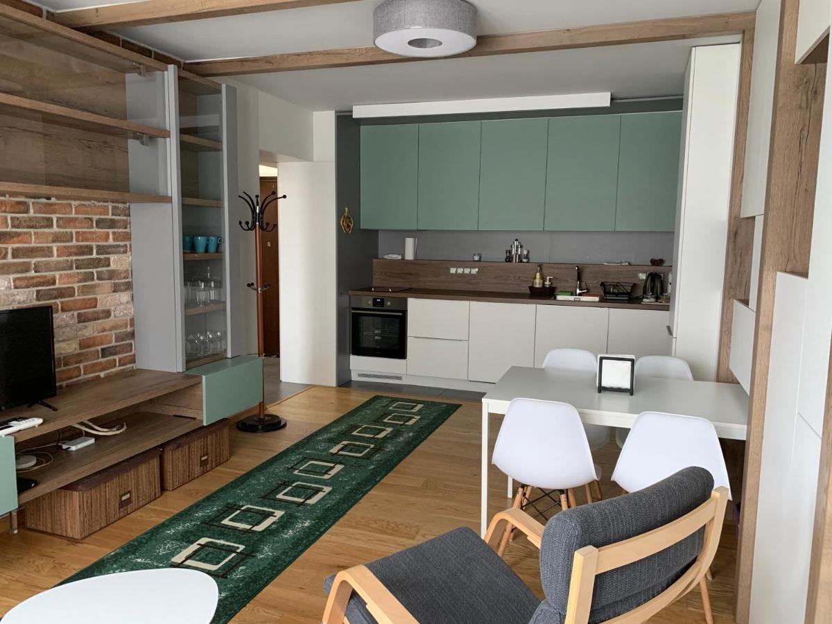 Niko'S Deluxe Apartment โซเฟีย ภายนอก รูปภาพ