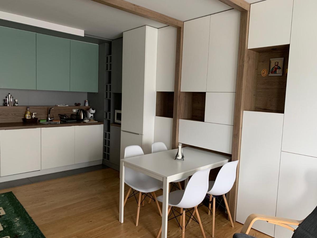 Niko'S Deluxe Apartment โซเฟีย ภายนอก รูปภาพ