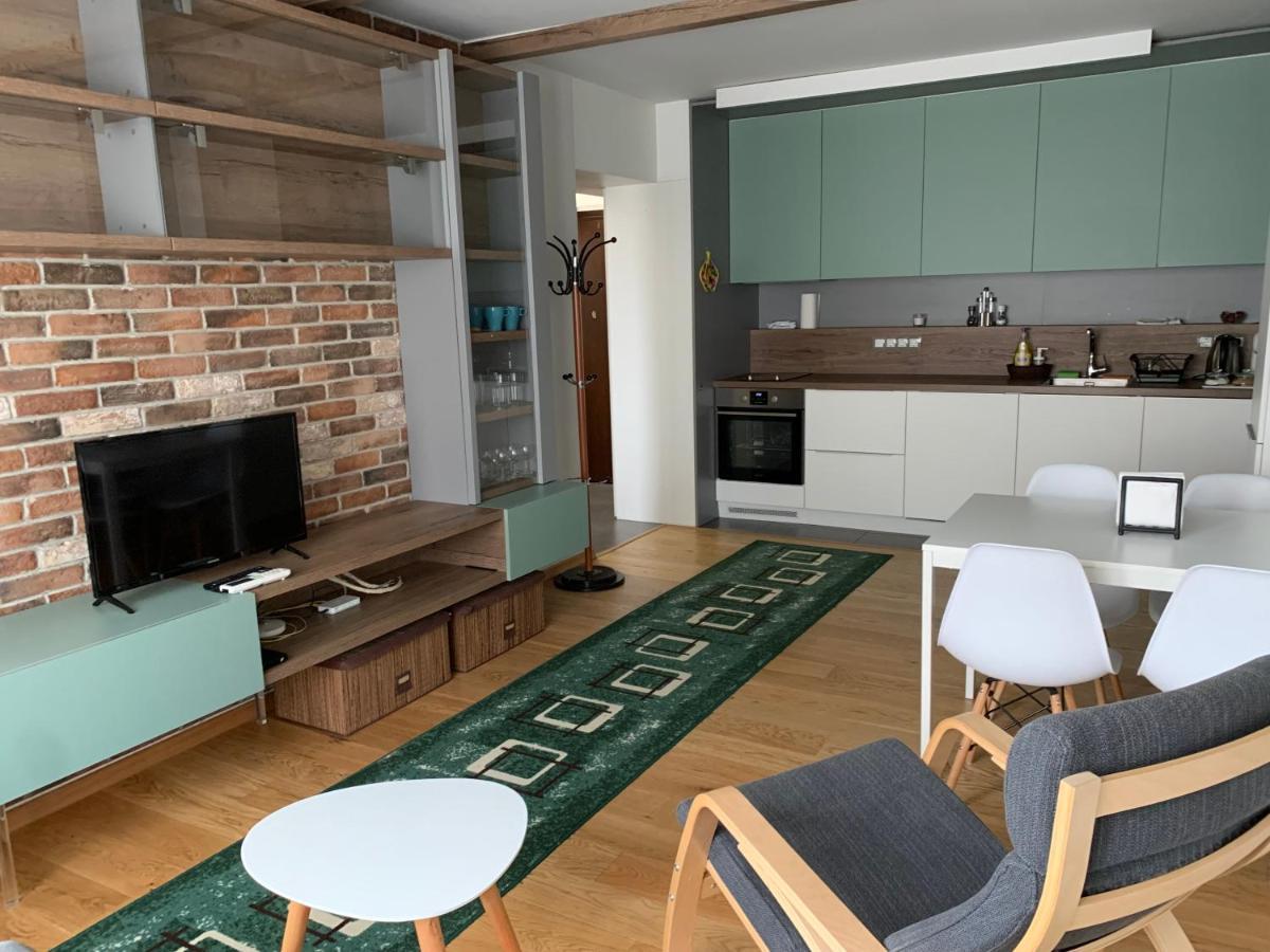 Niko'S Deluxe Apartment โซเฟีย ภายนอก รูปภาพ